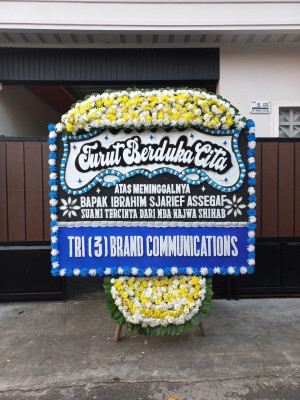 Papan Bunga Duka di Watubangga